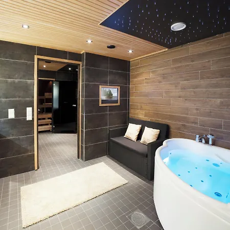 Vuokatin Aateli Tsaari Villa